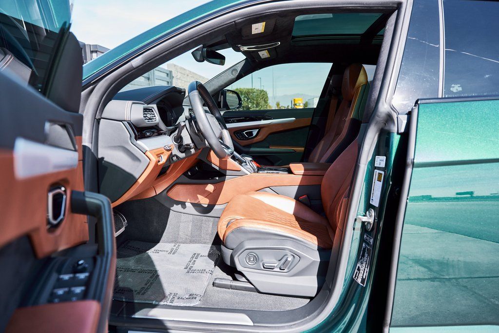 2023 Lamborghini Urus S AWD