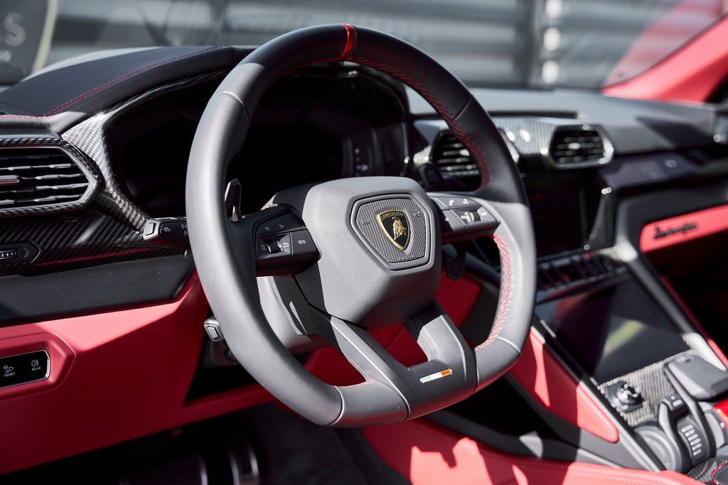 2024 Lamborghini Urus S AWD