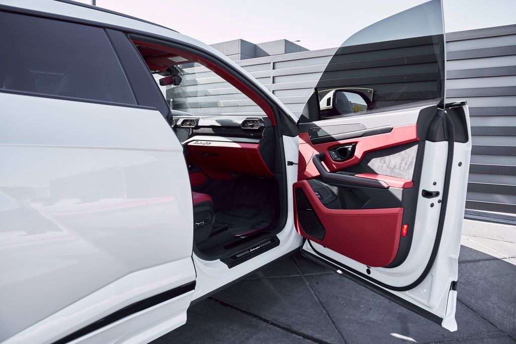 2024 Lamborghini Urus S AWD