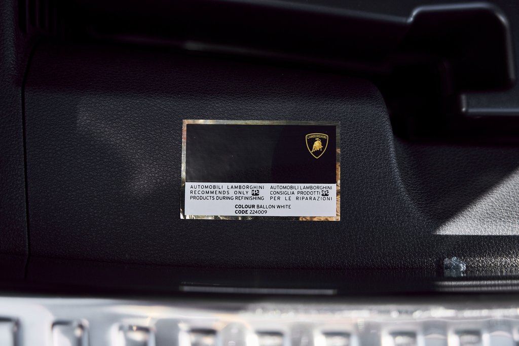 2024 Lamborghini Urus S AWD