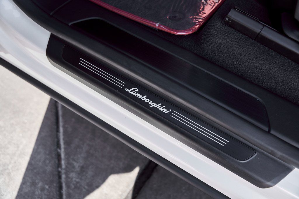 2024 Lamborghini Urus S AWD