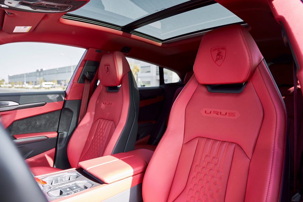 2024 Lamborghini Urus S AWD