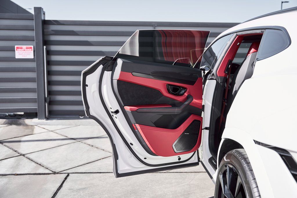 2024 Lamborghini Urus S AWD