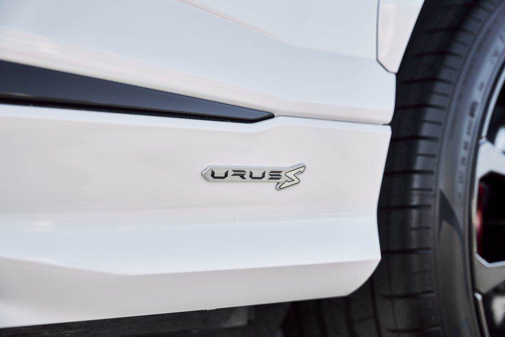 2024 Lamborghini Urus S AWD