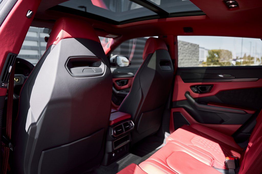 2024 Lamborghini Urus S AWD