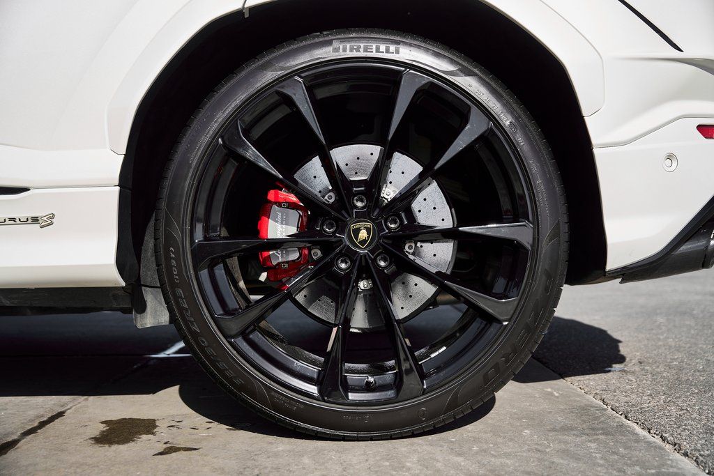 2024 Lamborghini Urus S AWD