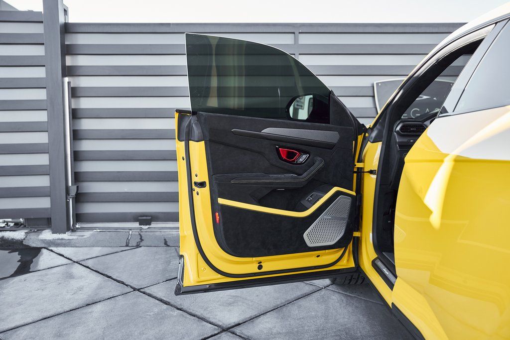 2024 Lamborghini Urus Performante AWD