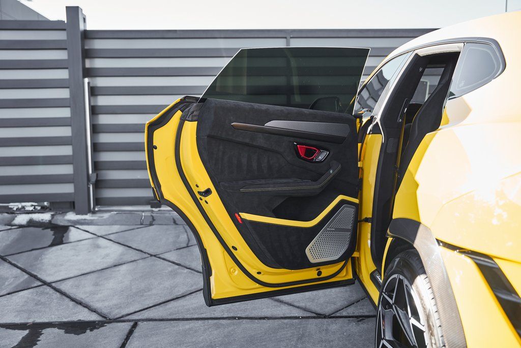 2024 Lamborghini Urus Performante AWD