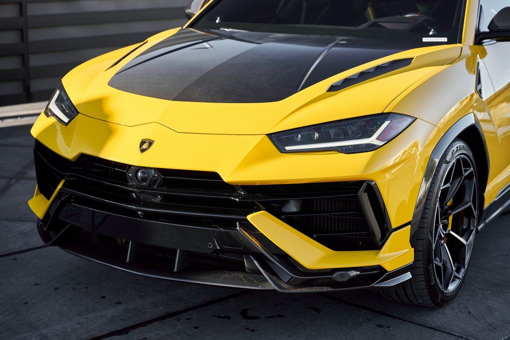 2024 Lamborghini Urus Performante AWD