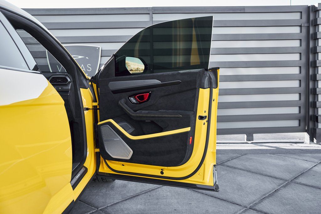 2024 Lamborghini Urus Performante AWD