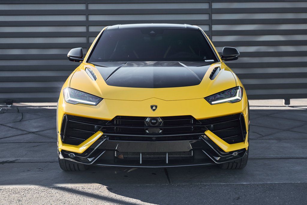 2024 Lamborghini Urus Performante AWD