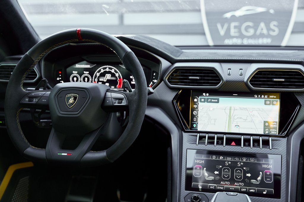 2024 Lamborghini Urus Performante AWD