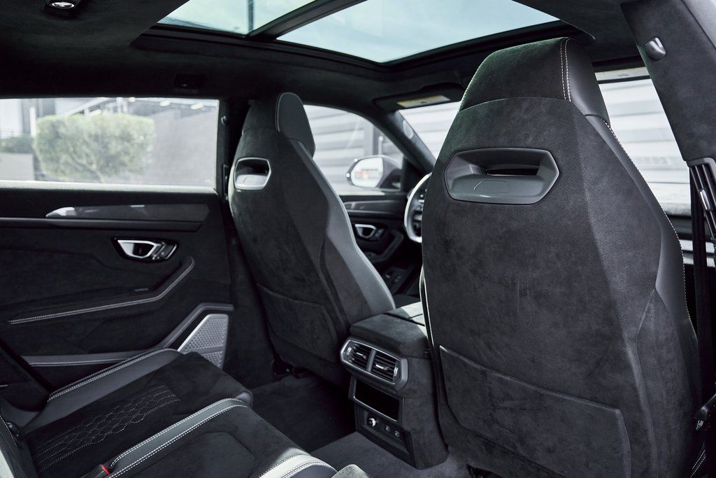 2024 Lamborghini Urus Performante AWD