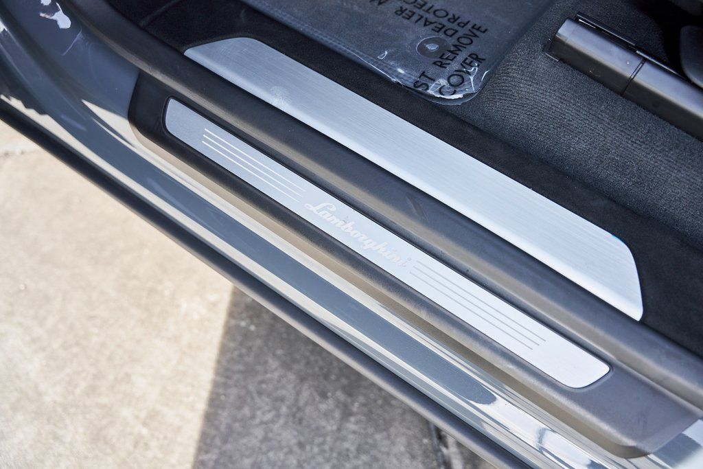 2024 Lamborghini Urus Performante AWD