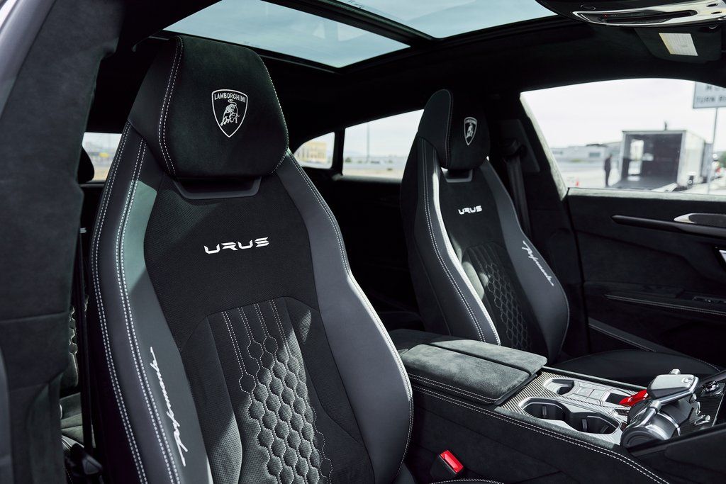 2024 Lamborghini Urus Performante AWD