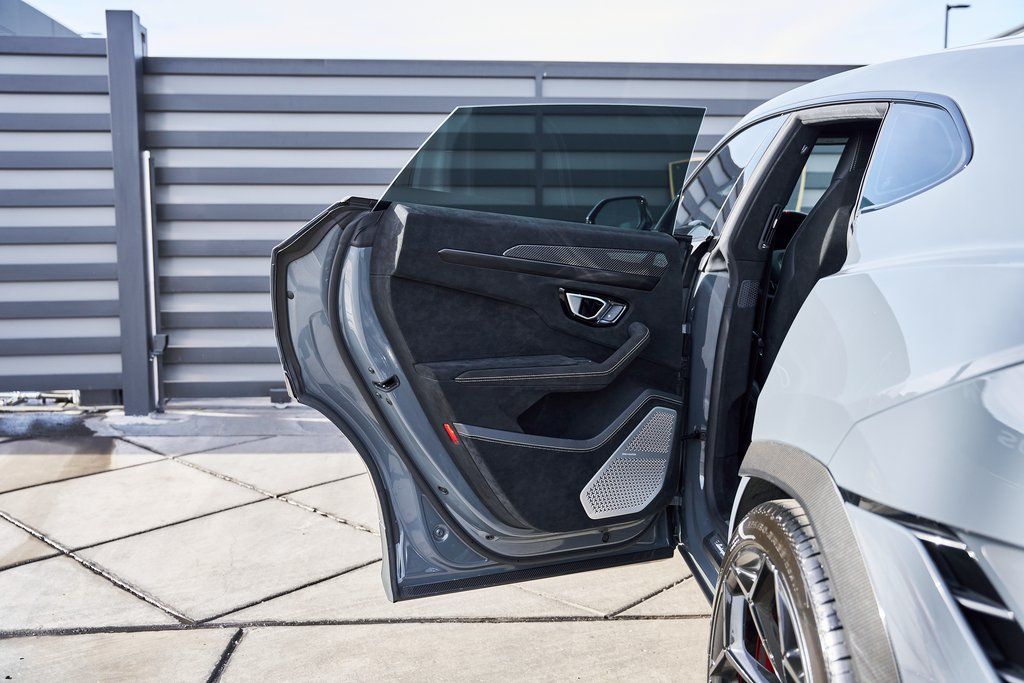 2024 Lamborghini Urus Performante AWD