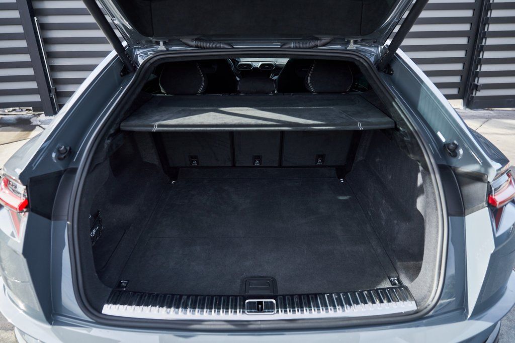 2024 Lamborghini Urus Performante AWD