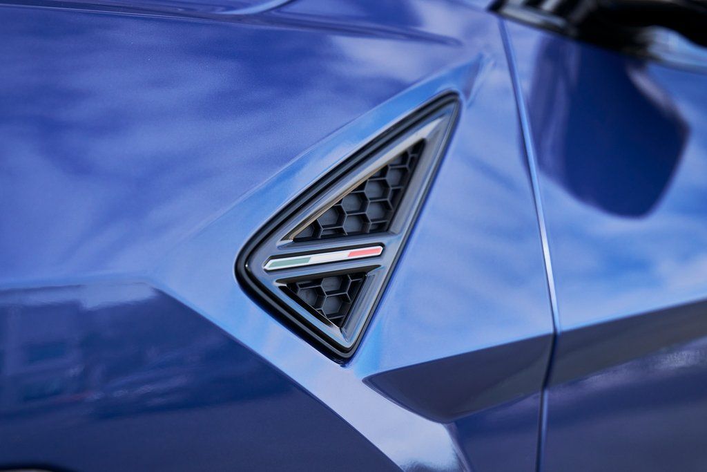 2024 Lamborghini Urus Performante AWD