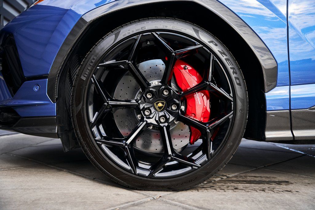 2024 Lamborghini Urus Performante AWD