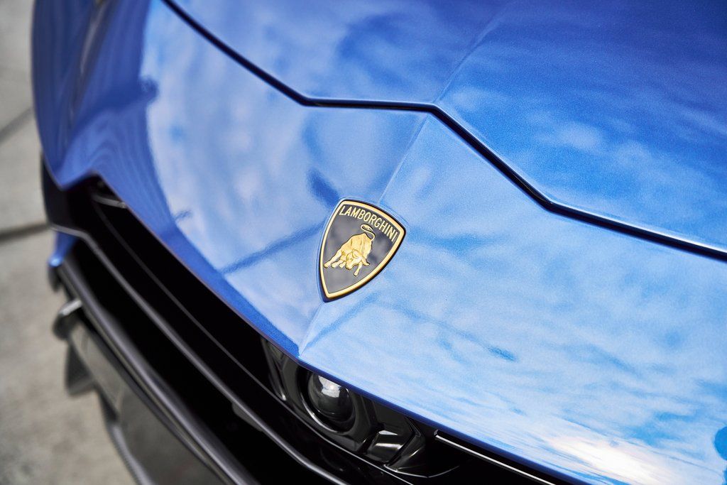 2024 Lamborghini Urus Performante AWD