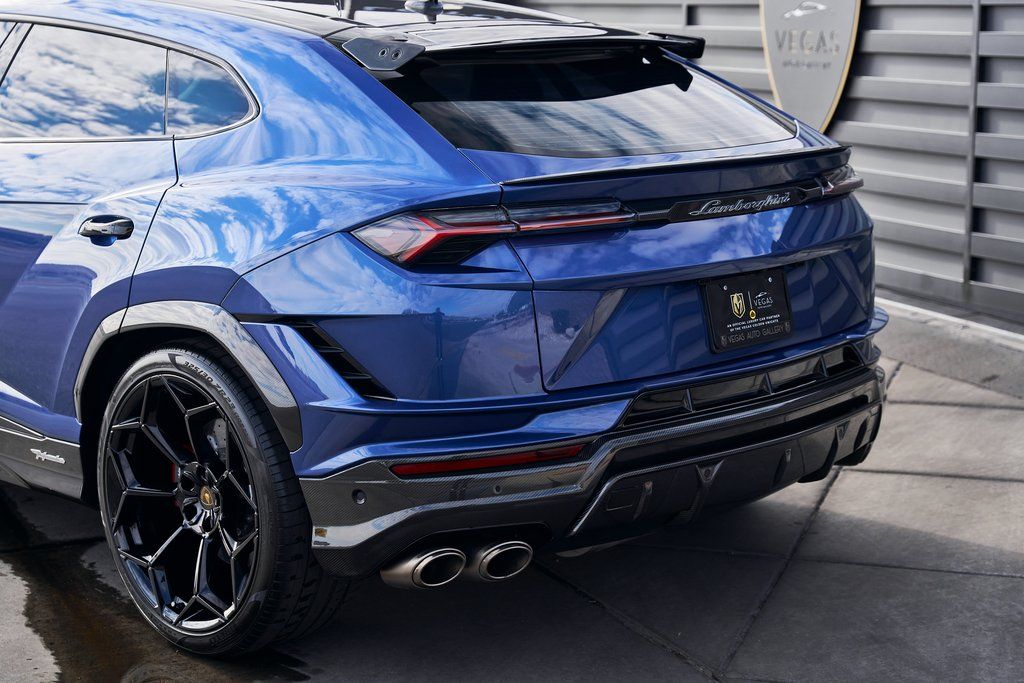 2024 Lamborghini Urus Performante AWD