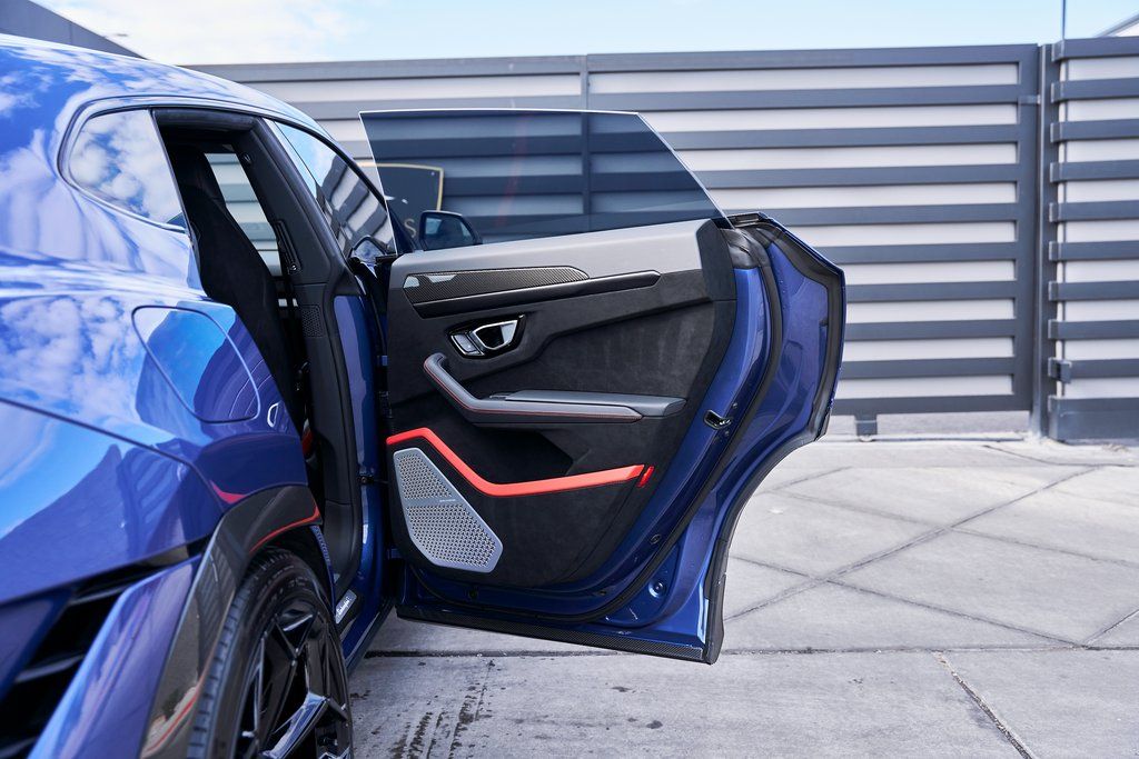 2024 Lamborghini Urus Performante AWD