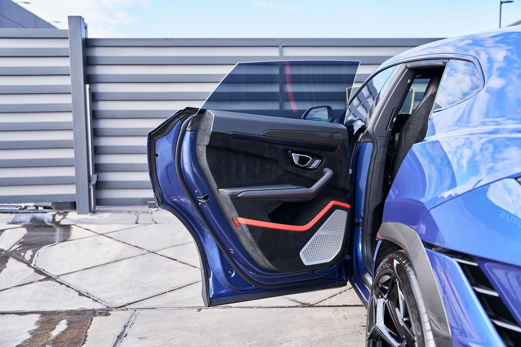 2024 Lamborghini Urus Performante AWD