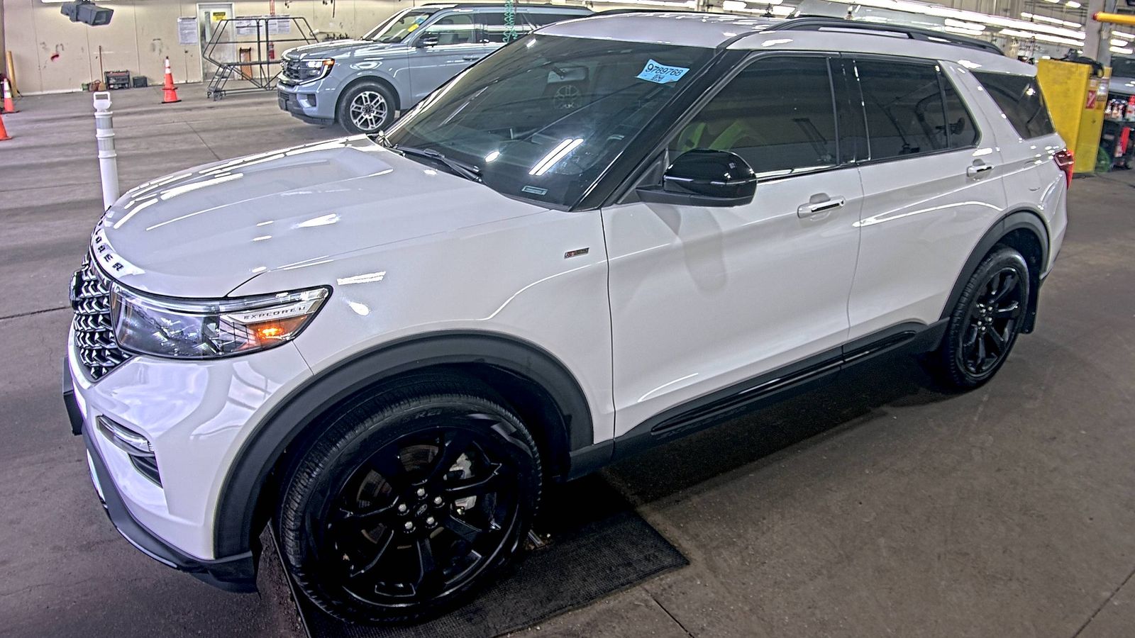 2023 Ford Explorer ST-Line AWD