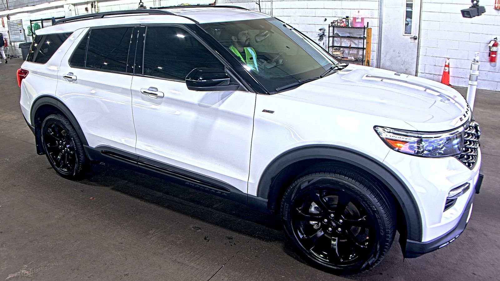 2023 Ford Explorer ST-Line AWD