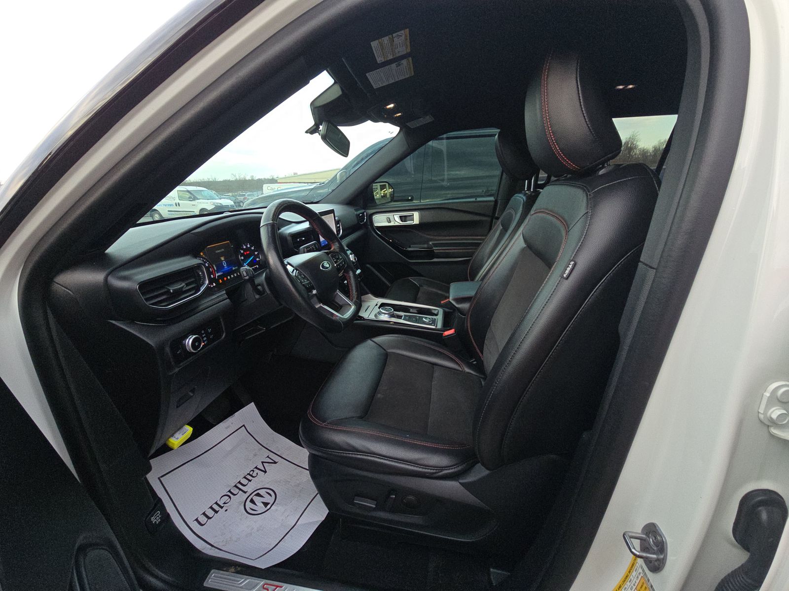 2023 Ford Explorer ST-Line AWD