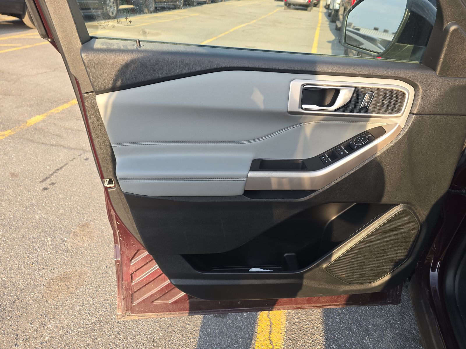 2023 Ford Explorer XLT AWD