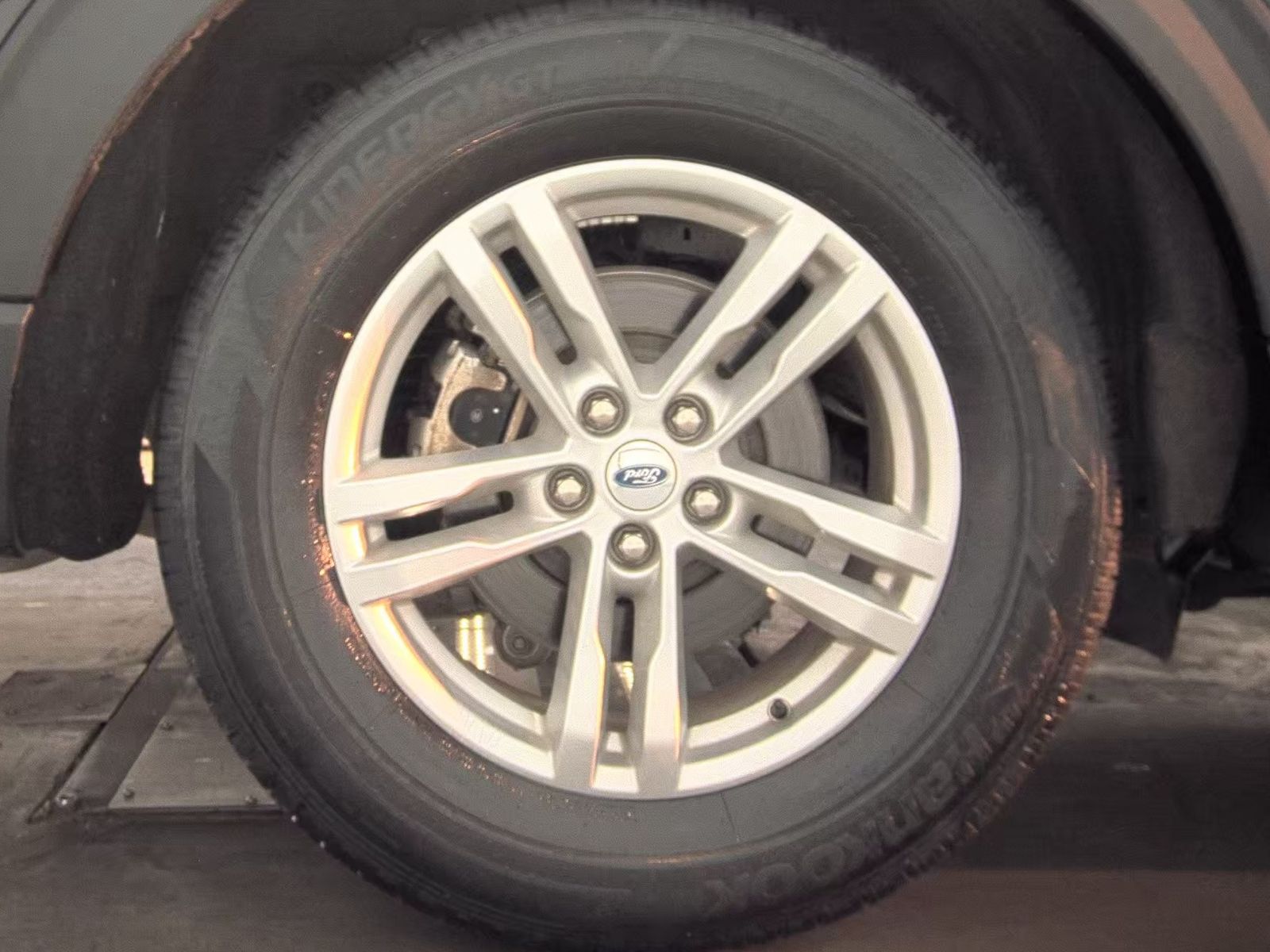 2022 Ford Explorer XLT RWD