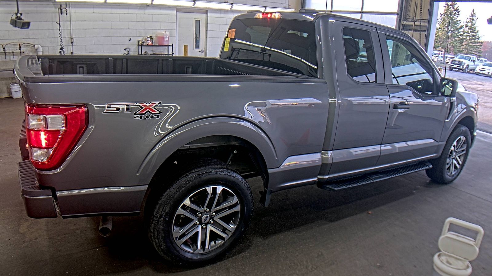 2022 Ford F-150 XL AWD