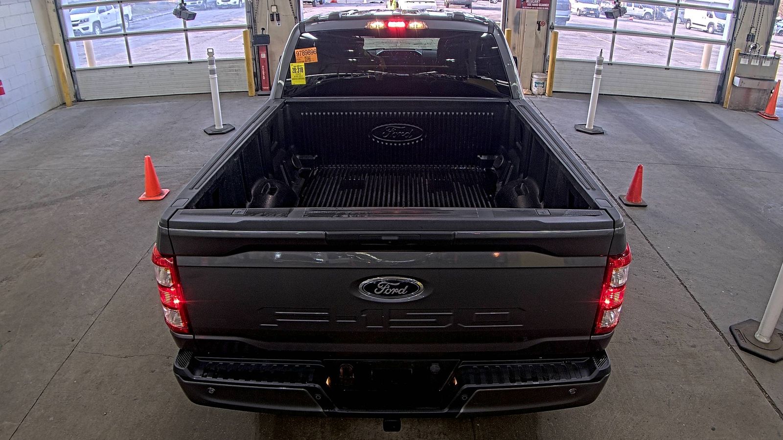 2022 Ford F-150 XL AWD