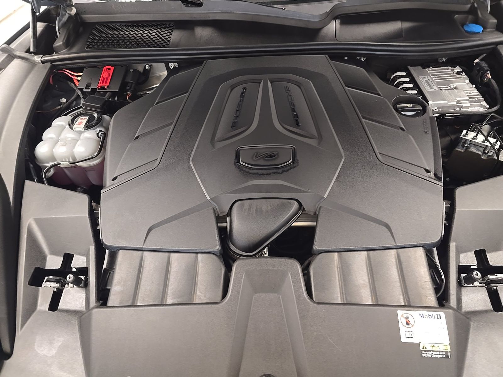 2024 Porsche Cayenne Base AWD