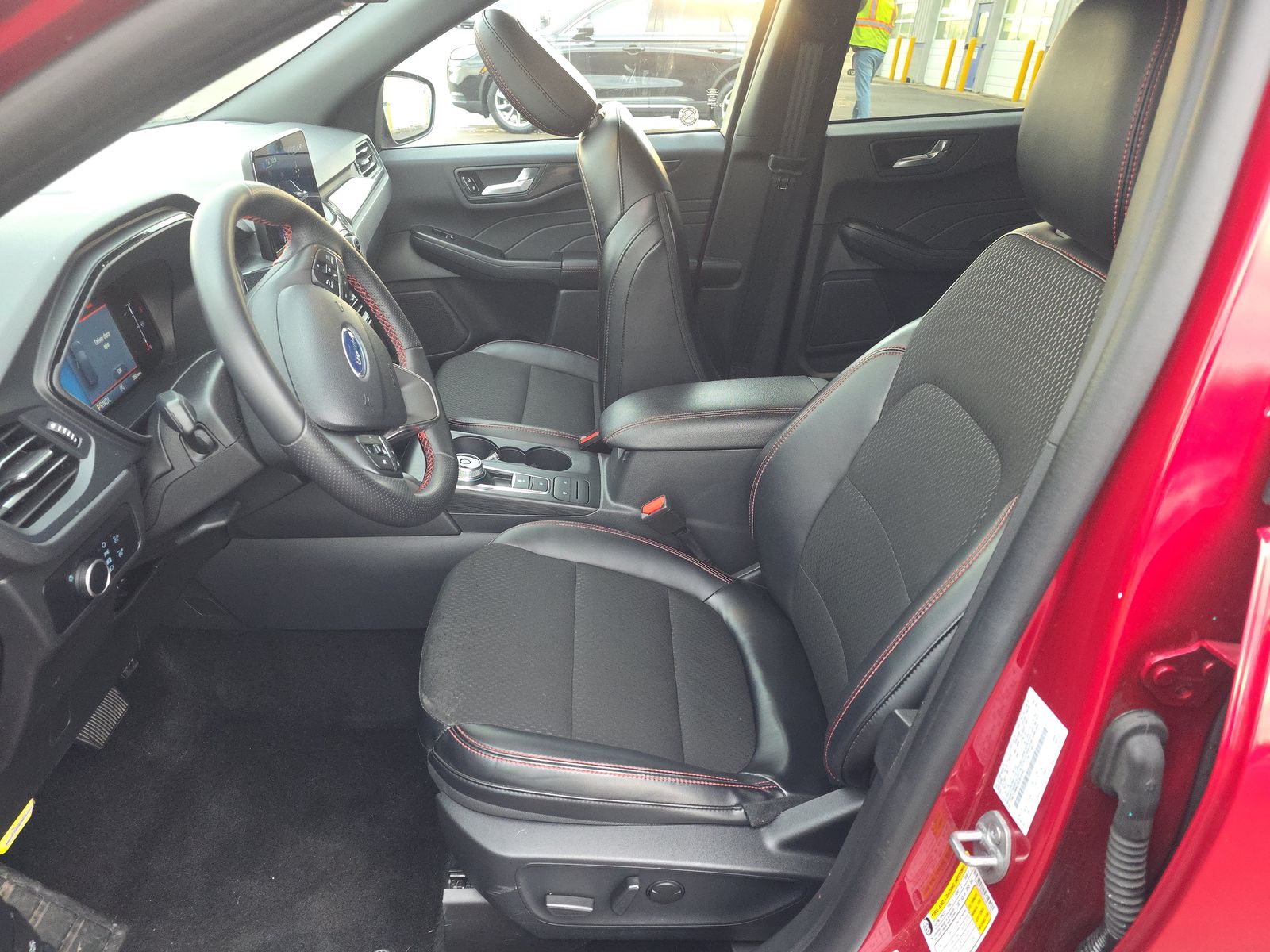 2025 Ford Escape ST-Line AWD