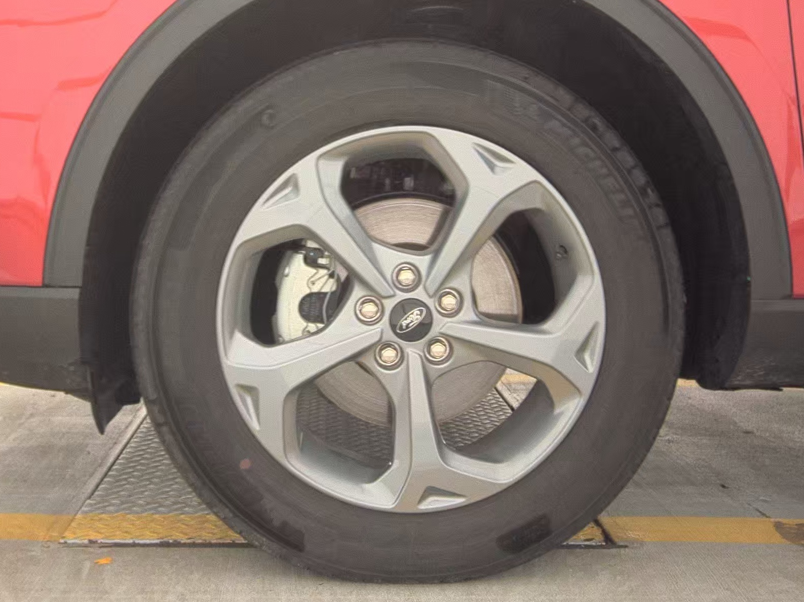 2025 Ford Escape ST-Line AWD