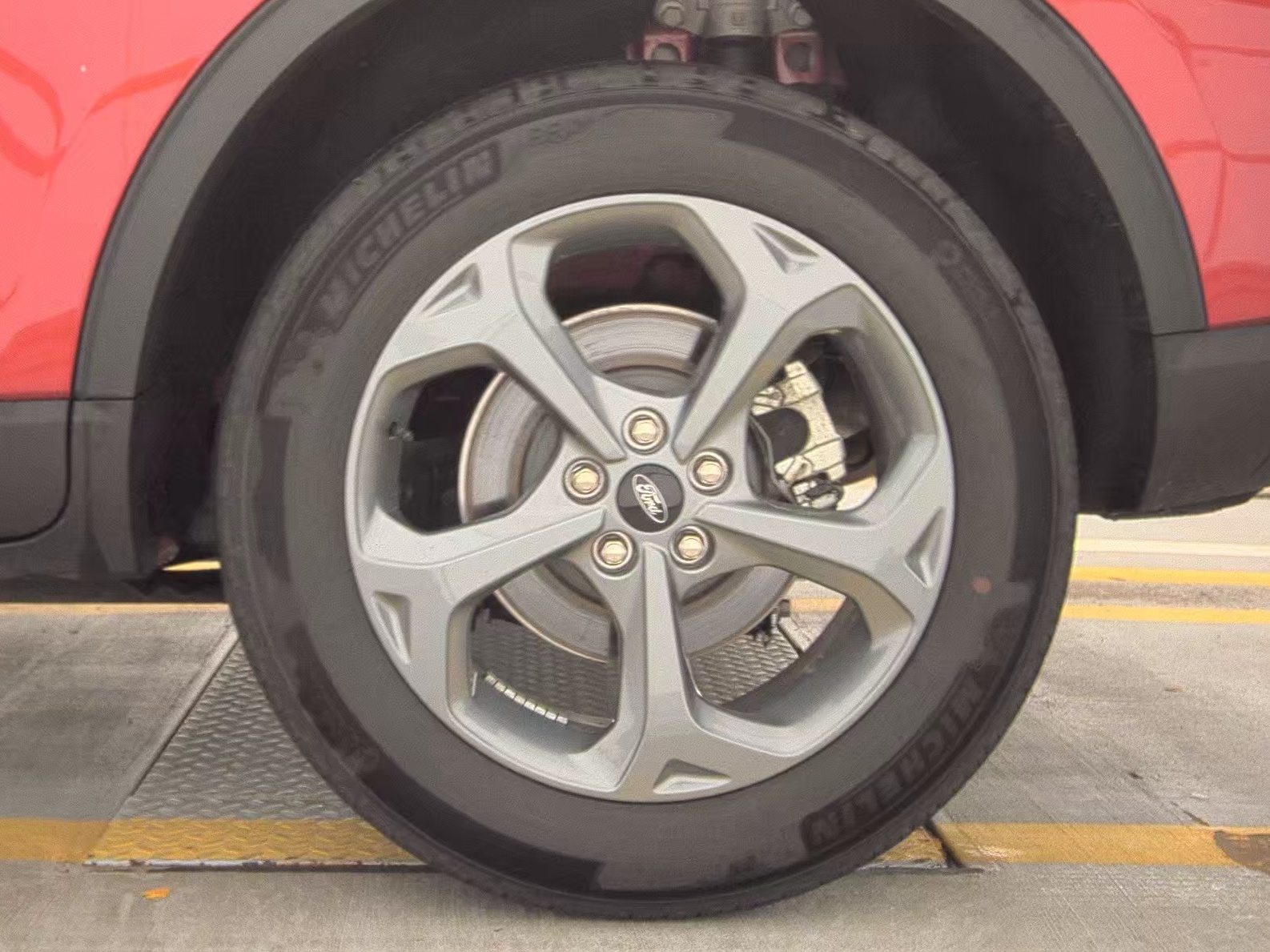 2025 Ford Escape ST-Line AWD