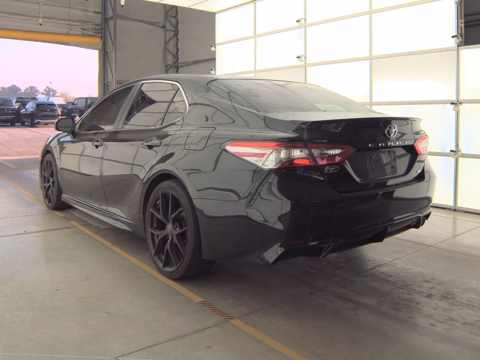 2018 Toyota Camry SE FWD