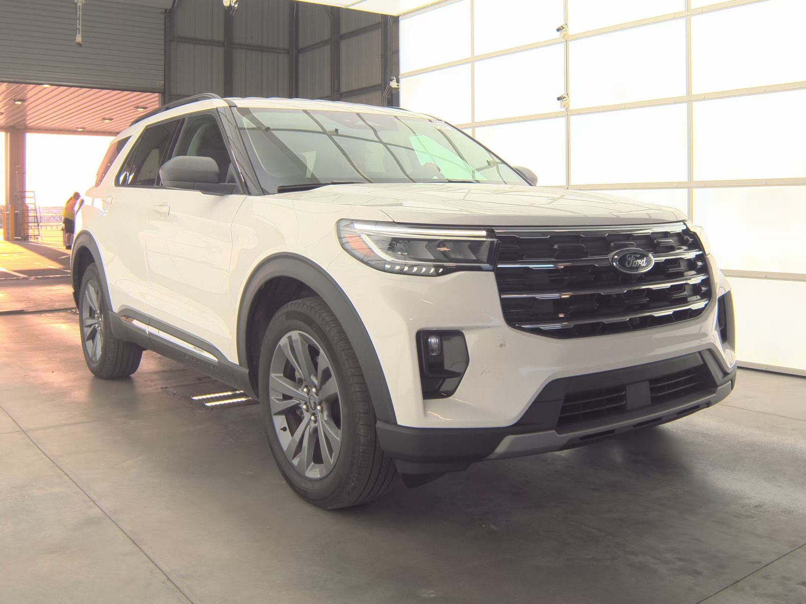 2025 Ford Explorer Active AWD