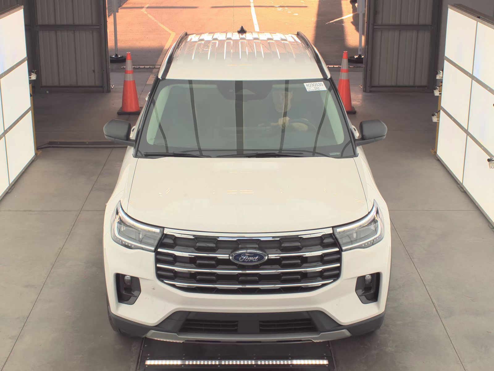 2025 Ford Explorer Active AWD