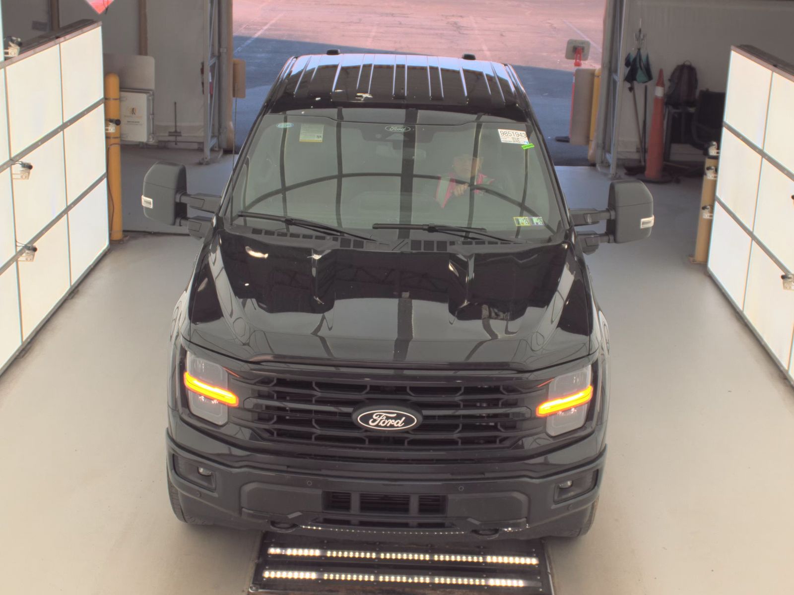 2025 Ford F-150 XLT AWD