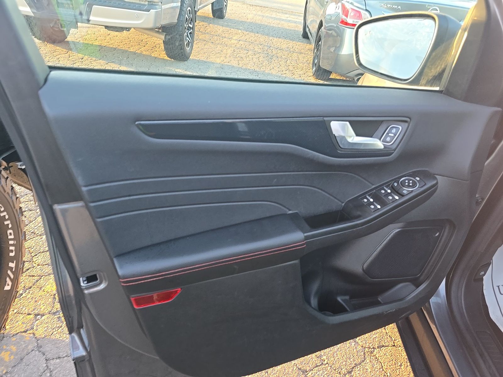 2024 Ford Escape ST-Line AWD