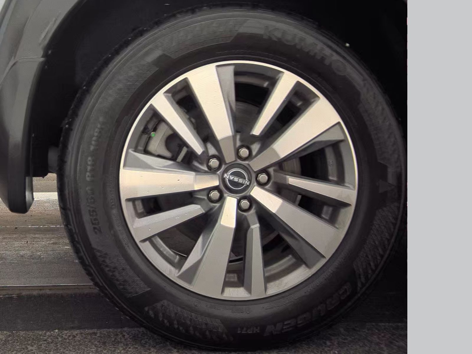 2023 Nissan Pathfinder SL FWD