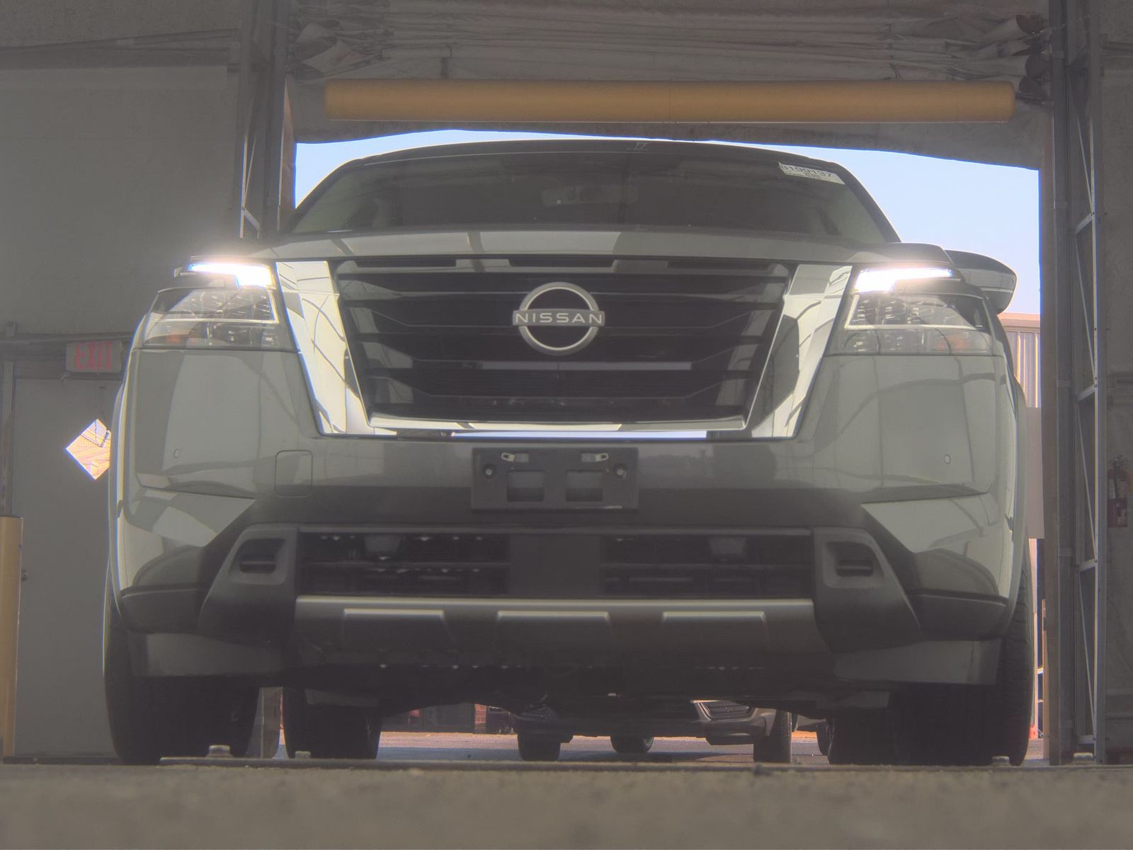 2023 Nissan Pathfinder SL FWD