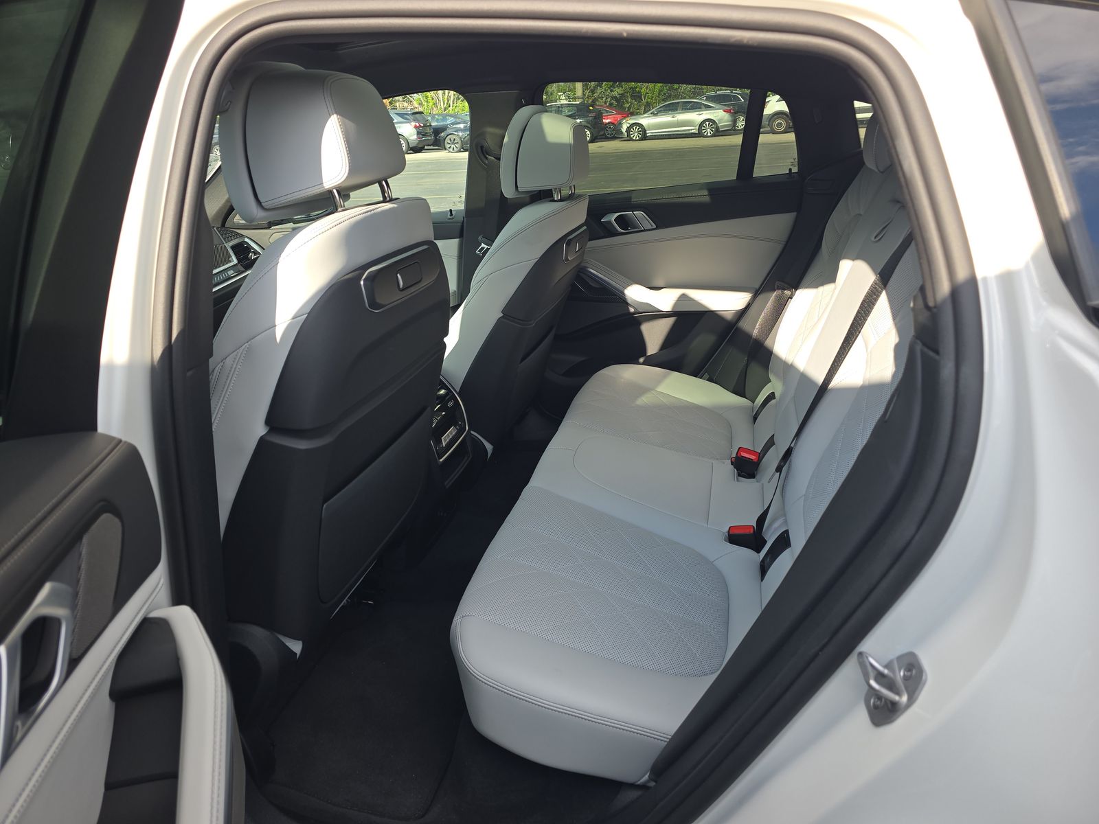 2026 BMW X6 M60i xDrive AWD