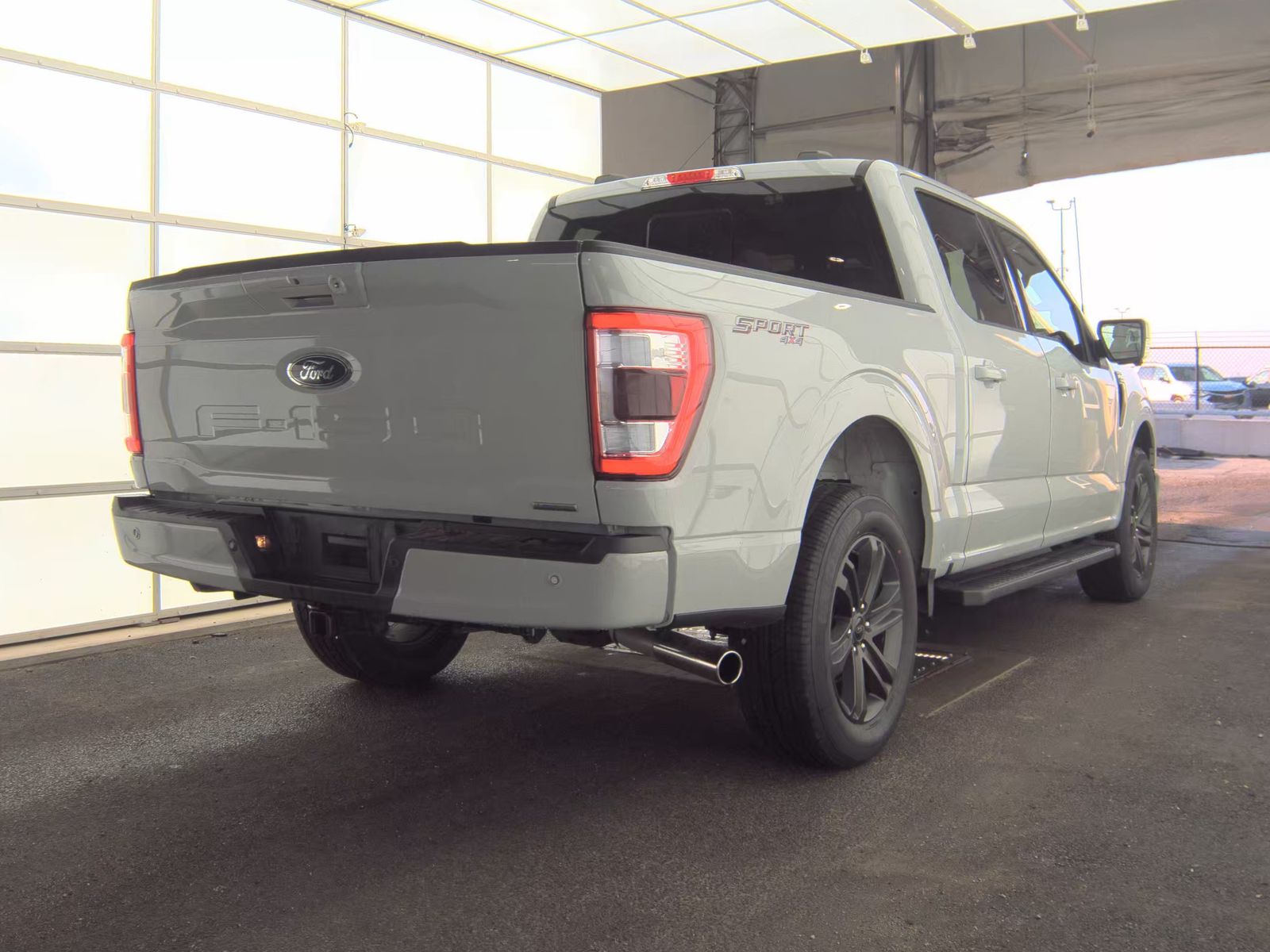 2023 Ford F-150 Lariat AWD