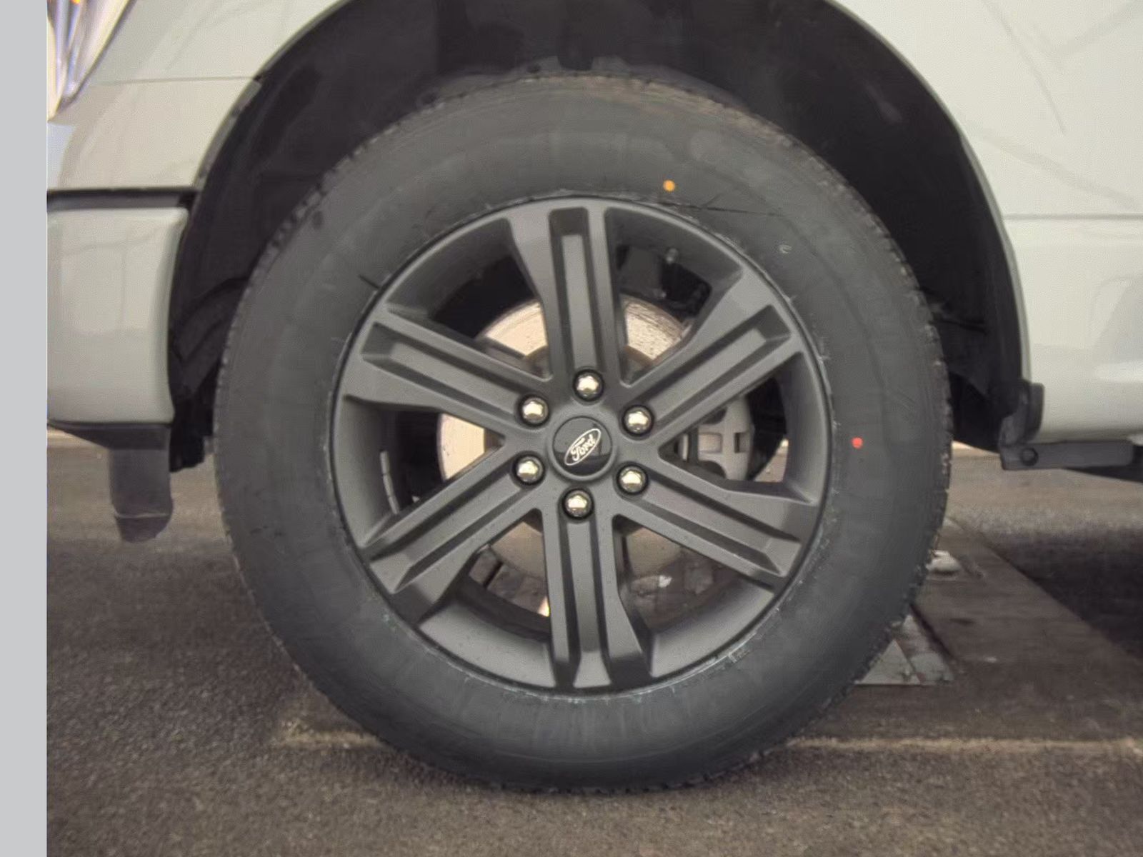 2023 Ford F-150 Lariat AWD