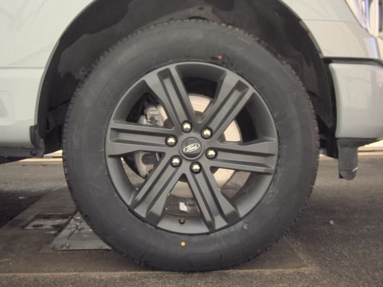 2023 Ford F-150 Lariat AWD