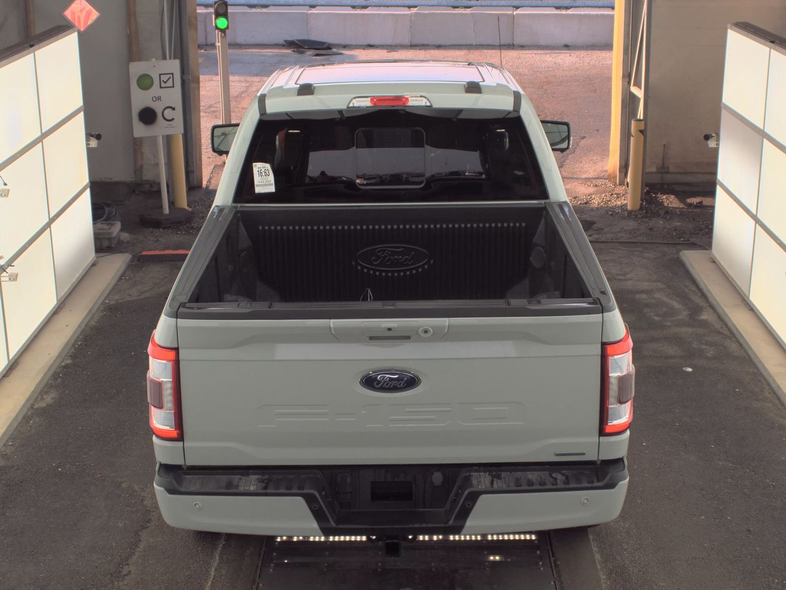 2023 Ford F-150 Lariat AWD